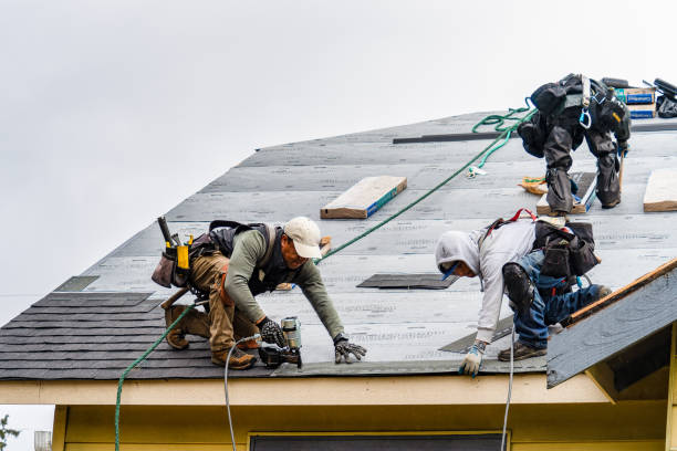 Professional Gutter Installation technician working in Leedey, OK
